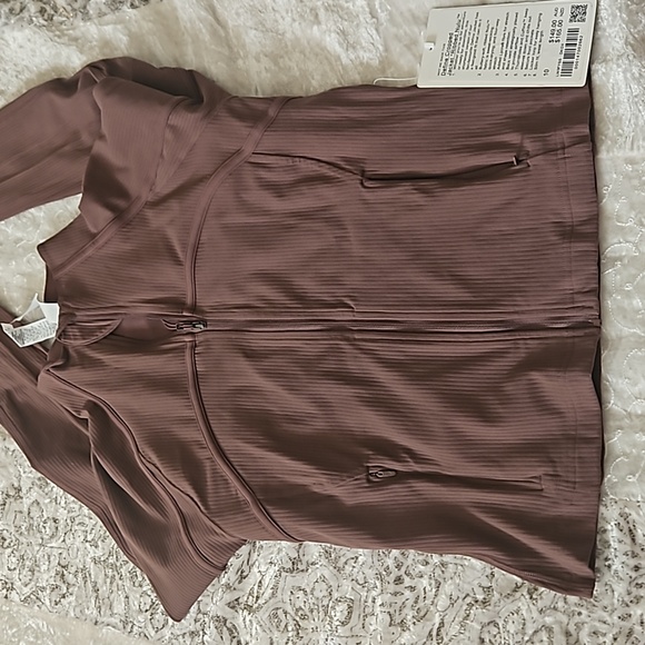 Lululemon Defined Cropped Jacket Ribbed Nulu - Size 10 - Picture 13 of 13